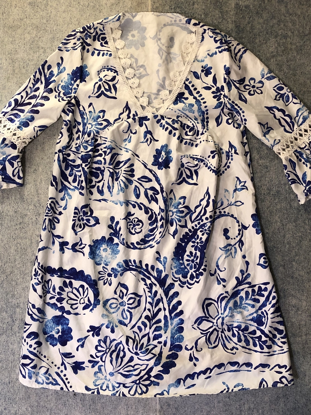 Women's Blue Floral V-Neck Midi Dress